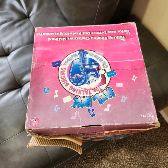 Vintage MelBox Christmas Singing MailBox - Picture 4 of 4